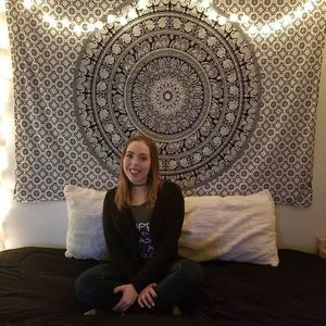 Meet your Posher, Sierra